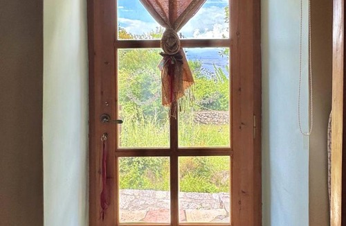 Diasella Apartment | Lina's Art and Stone Studio