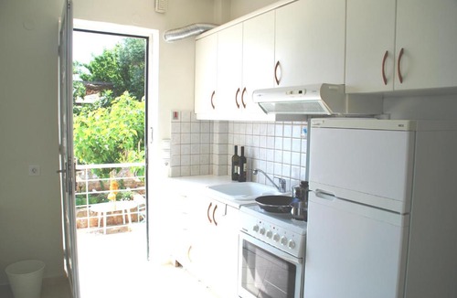 Kiveri Apartment | Linamare Iris