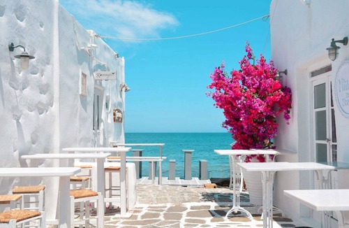 Imerovigli Apartment | Lioren Suite, Divine Sea Views, Santorini