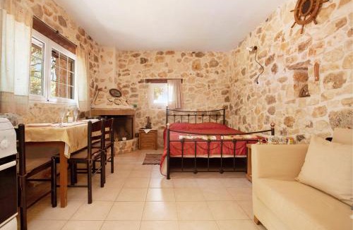 Agia Marina House | Lithahiro stone house