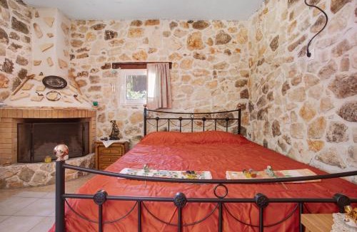 Agia Marina House | Lithahiro stone house