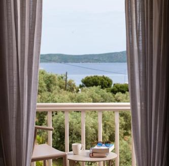 Agios Petros Apartment | Lithea Villas and Studios by the Sea