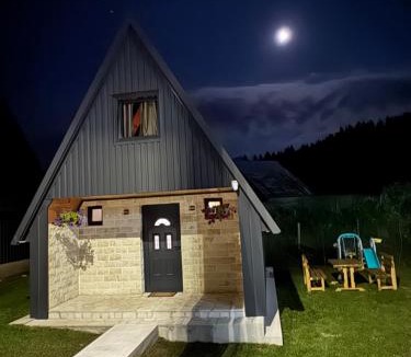 Zabljak Ski Chalet | Little Break Cottage