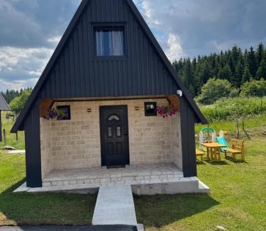 Zabljak Ski Chalet | Little Break Cottage