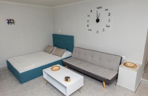 Keratsinion Apartment | Little Gem in Piraeus