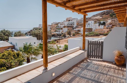 Exomvourgo Hotel | Living Blue Tinos