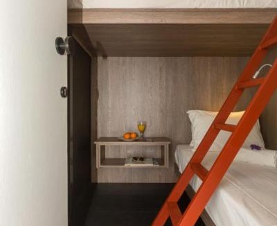 Old Town Hotel | LOC HOSPITALITY Urban Den