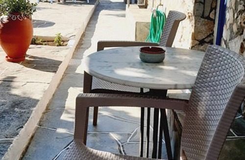 Platis Gialos Apartment | Lodge Narlis - Danai Room - Next to the beach