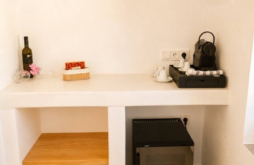 Platis Gialos Apartment | Lodge Narlis - Maria Room - Next to the beach