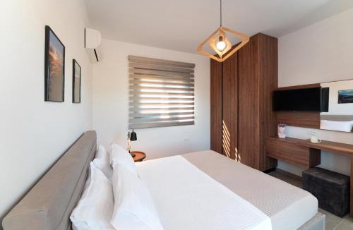 Petaloudes Apartment | Lotus Luxury Apartments