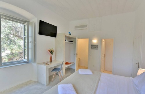 idhra Apartment | Loukia's Apartments ( Grand Apartment)
