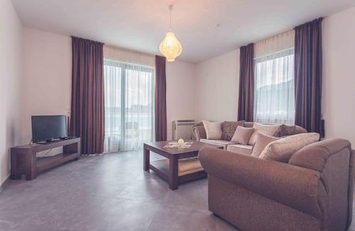 Sutomore Apartment | Love Live Hotel