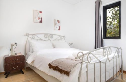 Papagou-Holargos Apartment | Lovely Cosy Apartment In Papagos