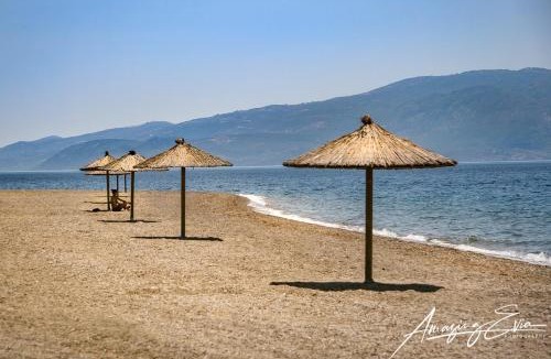Amarinthos Apartment | Lovely sea apartment Amarynthos