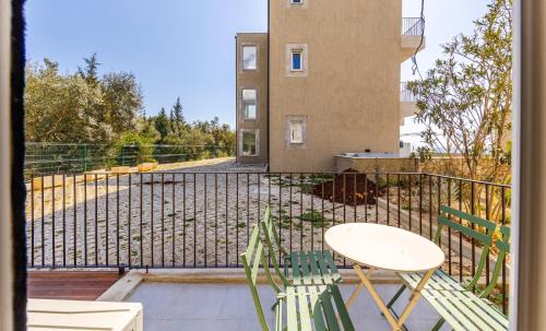 Dhermi Apartment | Luvra Dhërmi at Lemon Residence
