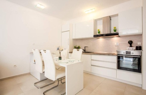 Rafajlovici Apartment | Lux Apartment Teodora Rafailovici