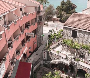 Petrovac Apartment | Lux View