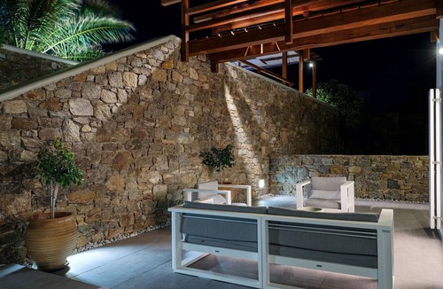 Tourlos Villa | Lux Villa, 5 Master BR, Private Pool, Sunset View!