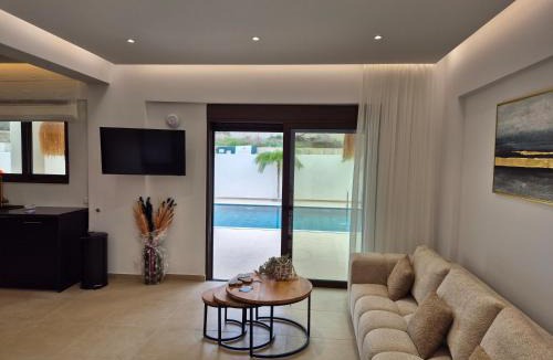 Kalithies Villa | Luxe nieuwe villa met zwembad