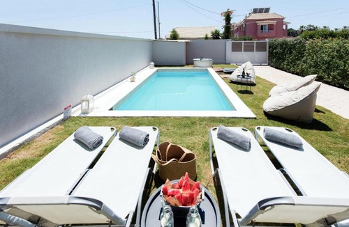 Ag. Georgios Villa | Luxurious Agios Georgios Villa Private Pool Villa Spyridoula