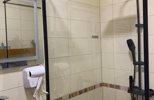 Çagllavicë Apartment | Luxurious Apartment - About 1km from City Center