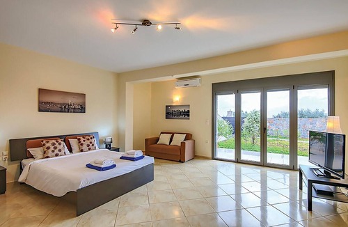 Milatos House | Luxurious home in Lasithi, Crete