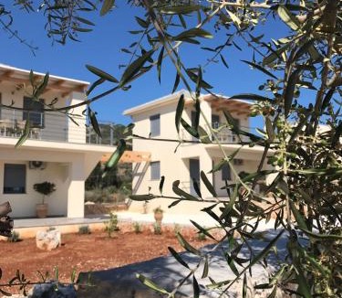 Elation Villa | Luxurious villa at a unique spot