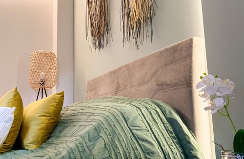 Zavlani Apartment | Luxury-1bed Apartment With Porch in Greece