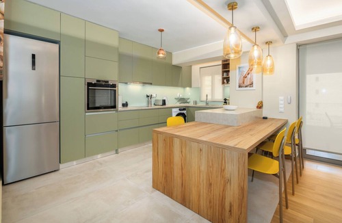 Palaio Faliro Apartment | Luxury 3-bed - Parking - 500Mbps - Riviera