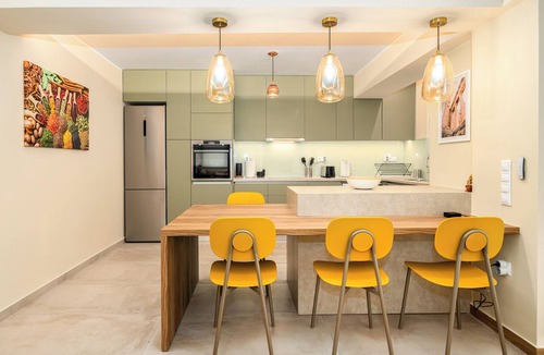 Palaio Faliro Apartment | Luxury 3-bed - Parking - 500Mbps - Riviera