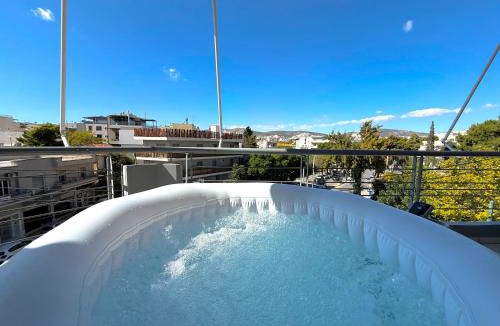 Peristeri Apartment | Luxury 3 Bedrooms Top Floor Villa 150sqm with 2 Private Jacuzzi Hydromassage & Underground Parking