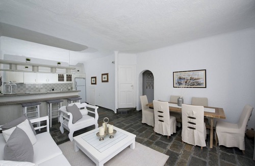Kalafatis Apartment | Luxury apartment Fokos/lounge area, sea view