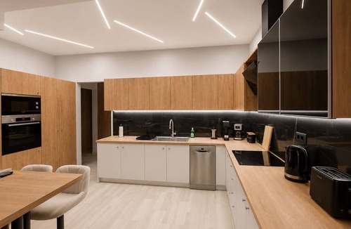 Chania Town Apartment | Luxury apartment in Chania with panoramic views of the city, sea and mountains