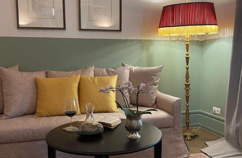 Monastiraki Apartment | Luxury Athens Apartment 2 Bedrooms Apartment Mavis Spacious