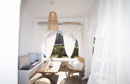 Tourlos Villa | Luxury Mykonos Villa | Villa Luz de Mar | 5 Bedrooms | Private Pool
