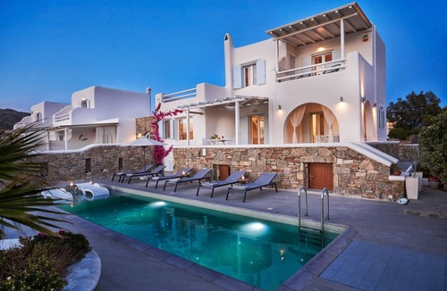 Tourlos Villa | Luxury Mykonos Villa | Villa Luz de Mar | 5 Bedrooms | Private Pool