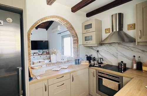 Kilada Villa | Luxury & Romantic Escape – Ideal for Couples & Newlyweds