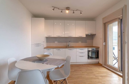 Budva Apartment | Luxury Seaview Apartment in Budva Centre – 50m from Beach, Near Old Town