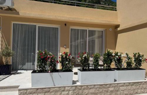 Muo Apartment | Luxury Studio Apartment with Sea View & Heated Pool
