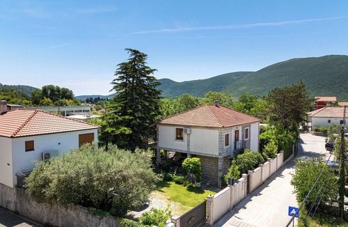 Lastva Grbaljska Villa | Luxury Triple Studio Apartment W/Pool