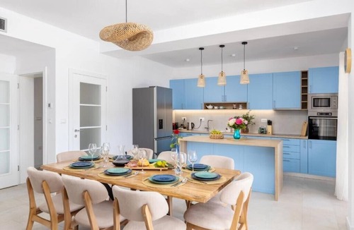 Denovici Villa | Luxury Villa Blue Dream