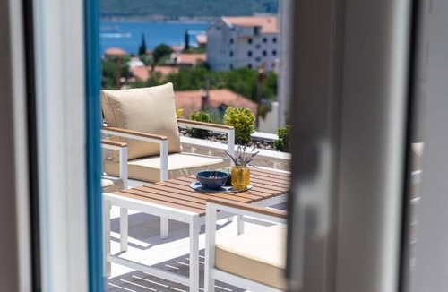 Denovici Villa | Luxury Villa Blue Dream