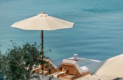 Tivat Villa | Luxury villa in a quiet bay with a private beach