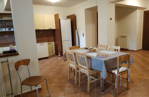 Corfu Town Villa | Luxury villa with garden ,barbecue and parking with automatic gate for 4-5 cars
