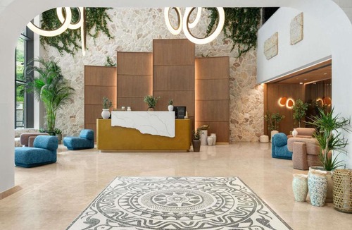 Risan Hotel | Mövenpick Hotel & Residences Teuta Kotor Bay