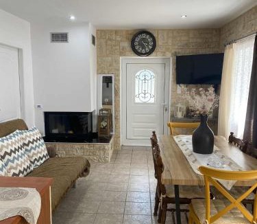 Kylini House | M&C House