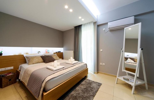 Omonia Apartment | M&D Luxury Suites in central Athens