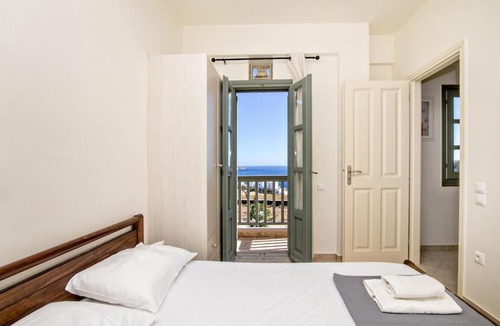 Agios Romanos House | M. Houses 3