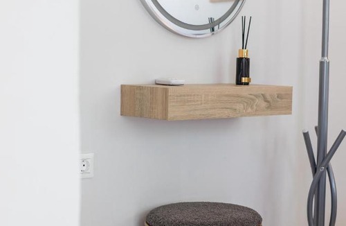 Rhodes Apartment | Magma Urban Stay