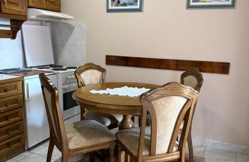Maini Apartment | Mainski put apart